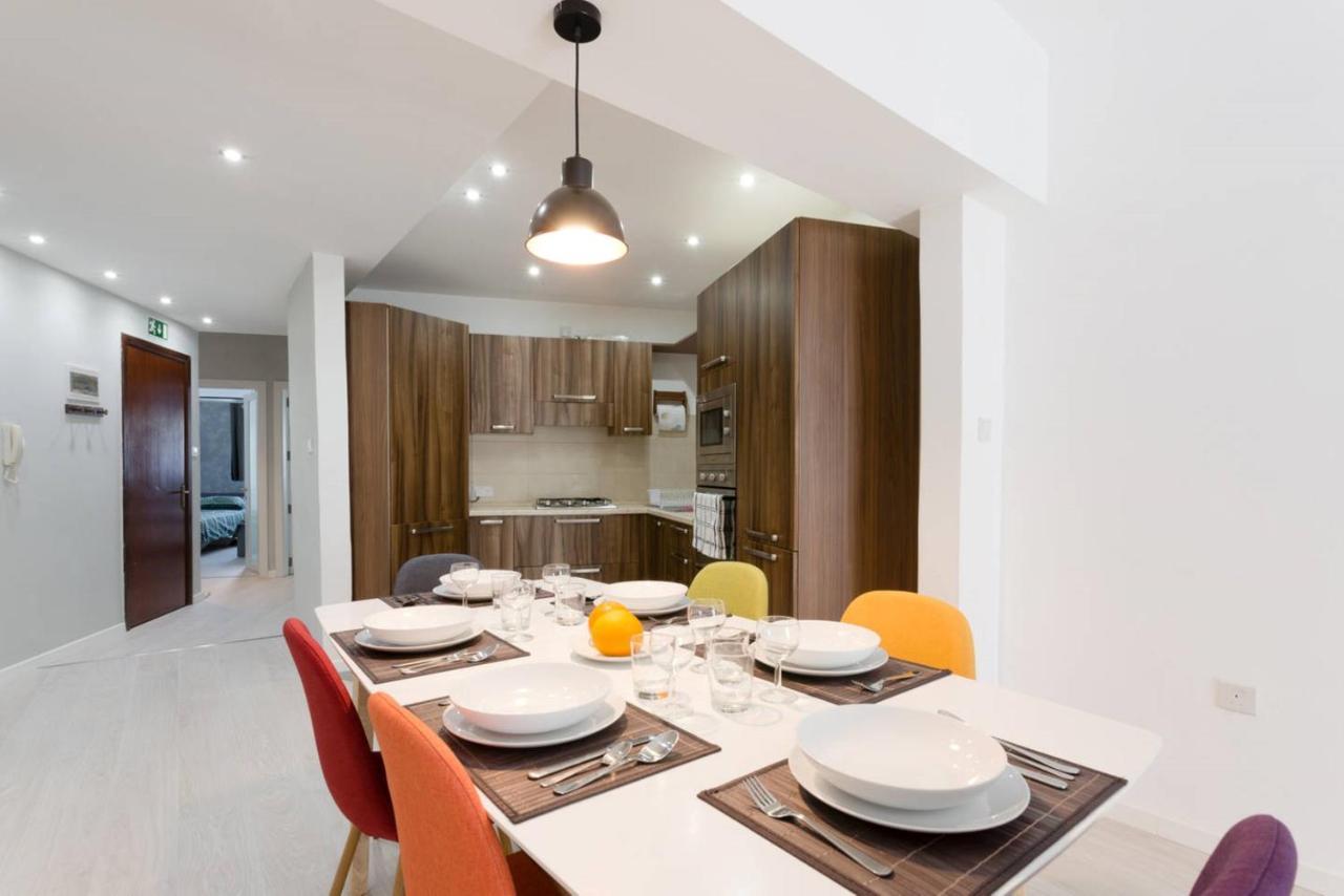 Modern 3 Bedroom & 3 Bathroom Apartment - Near Balluta Bay Saint Julian's Exterior photo